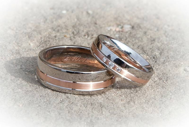 Trouver une officiante de cérémonie laïque pour son mariage